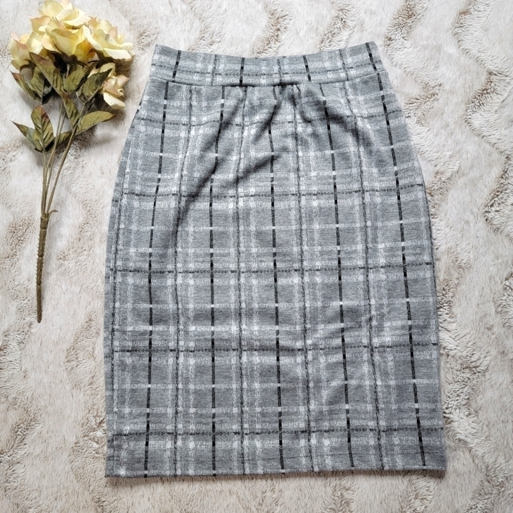 Renee C Light‎ Gray Black Plaid Lightweight Pencil Skirt Size S